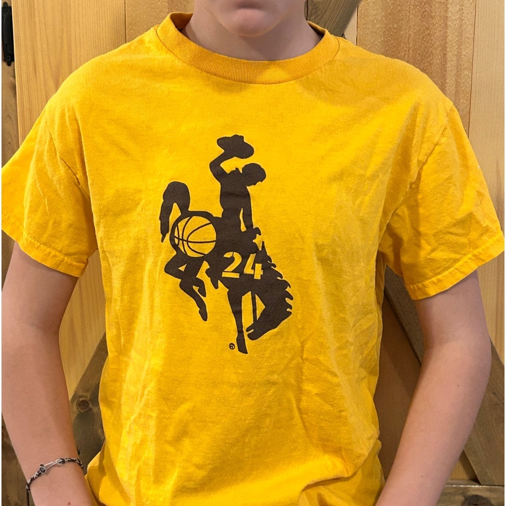 * 🤑💰🤑 3/$10.00 budle item 🤑💰🤑
**** Unisex small T-shirt
